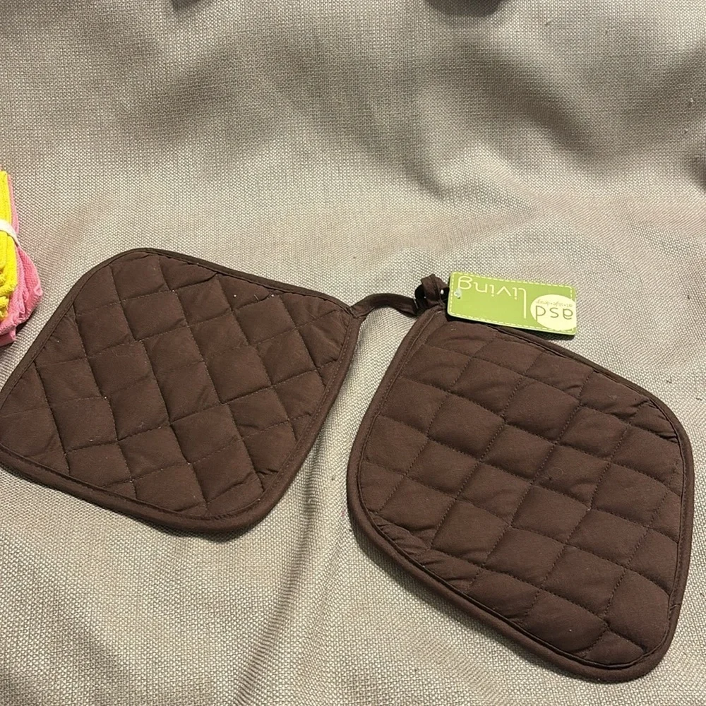 asd Living Potholder & Dishcloth Set